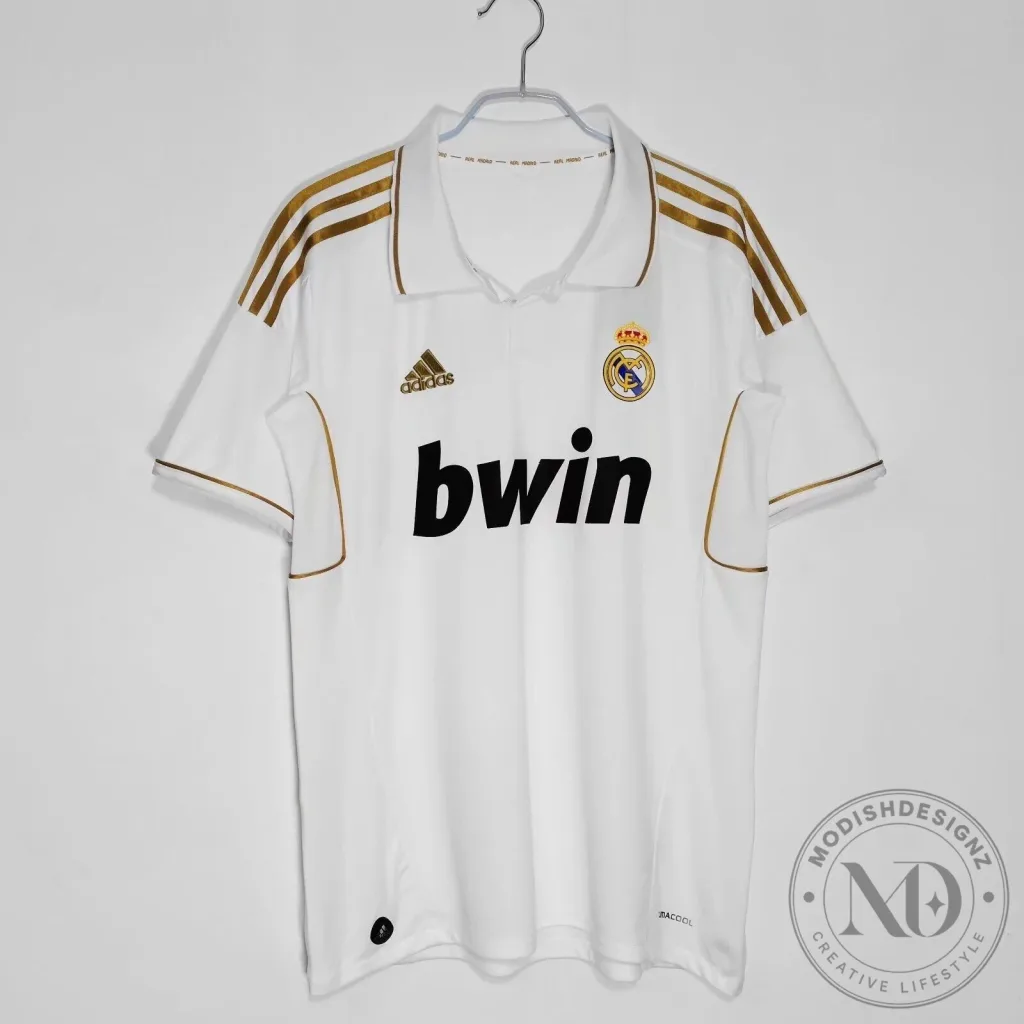 Real Madrid 2011-2012 Home Retro Football Jersey Real Madrid 2011-2012 Home Retro Football Jersey